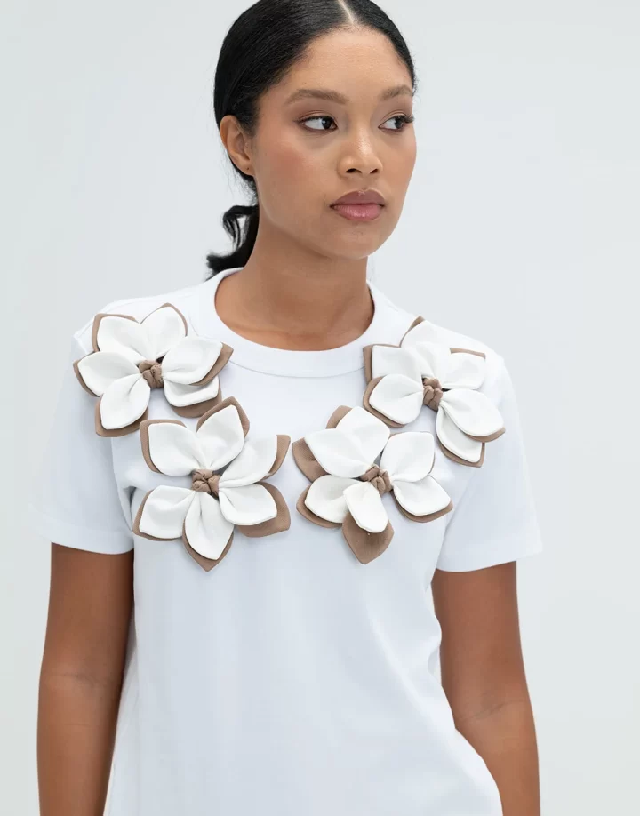 LILY T-SHIRT